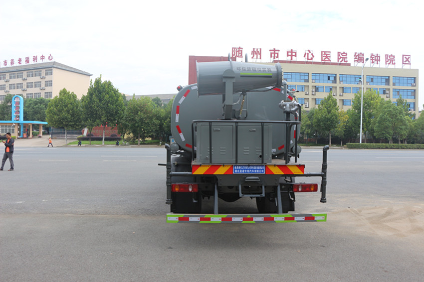 東風(fēng)天錦16方抑塵車