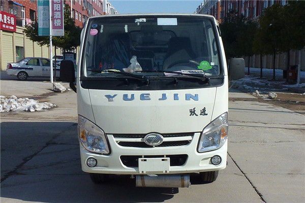 躍進小福星型吸塵車-3方吸塵車